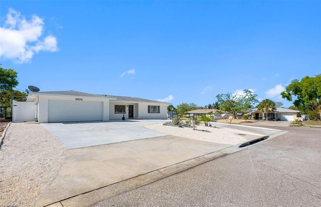 11572 63RD AVENUE, Seminole, FL 33772