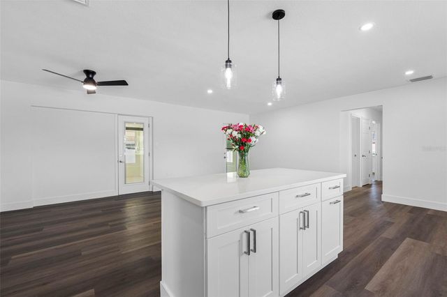 11572 63RD AVENUE, Seminole, FL 33772