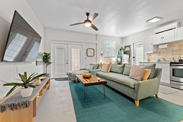 614 Avon Road, West Palm Beach, FL 33401