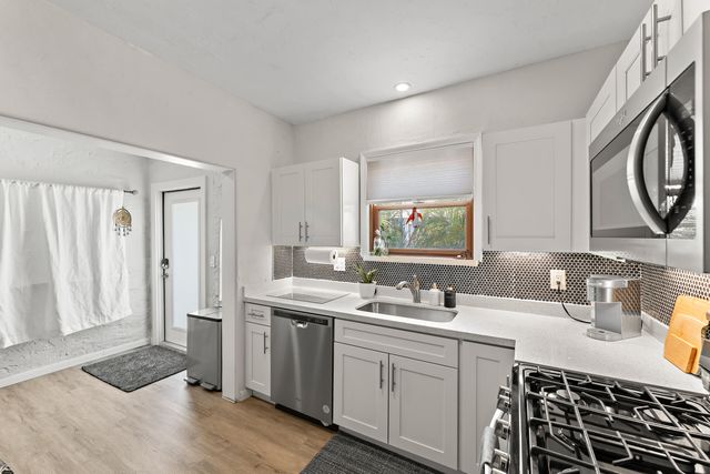 614 Avon Road, West Palm Beach, FL 33401