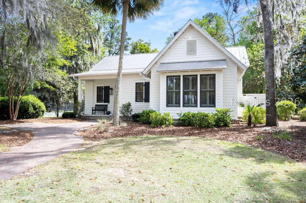 10 Rumford Ln, Bluffton, SC 29910