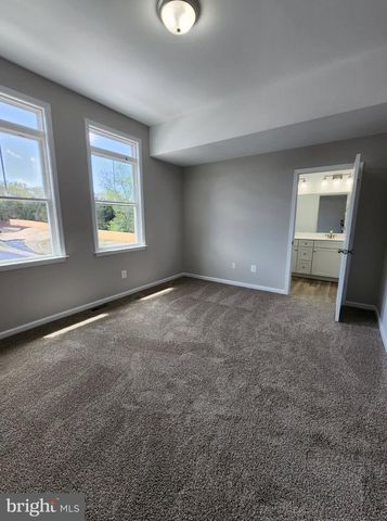 111 CORALYROSE CT, Winchester, VA 22602