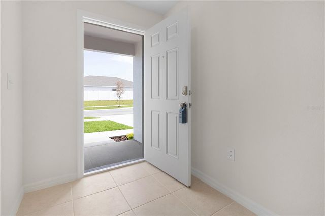 304 TOWNS CIRCLE, Haines City, FL 33844