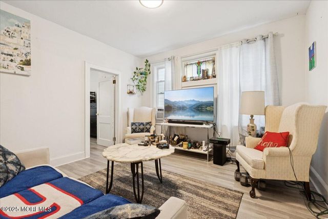 129 Brookwood Street, East Orange, NJ 07018