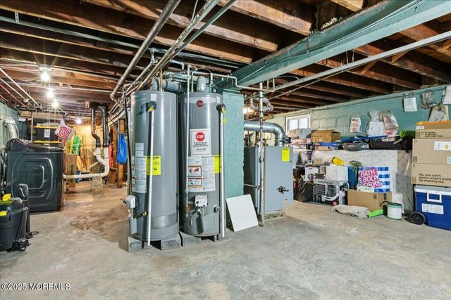 129 Brookwood Street, East Orange, NJ 07018