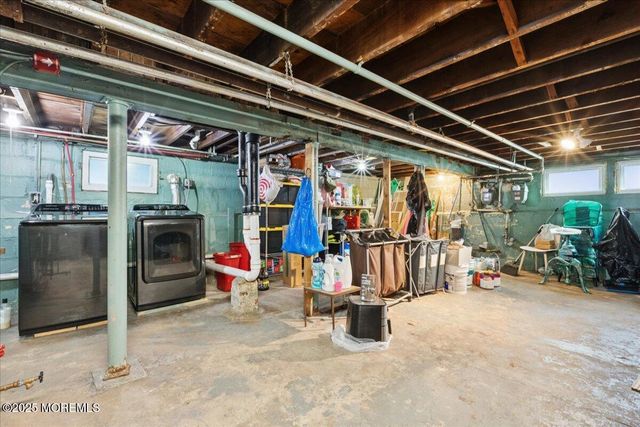 129 Brookwood Street, East Orange, NJ 07018