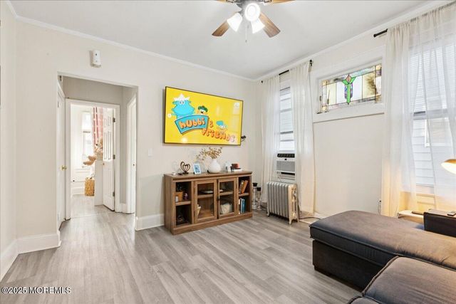 129 Brookwood Street, East Orange, NJ 07018