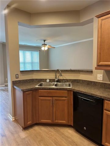 535 Ridge View Crossing, Woodstock, GA 30188