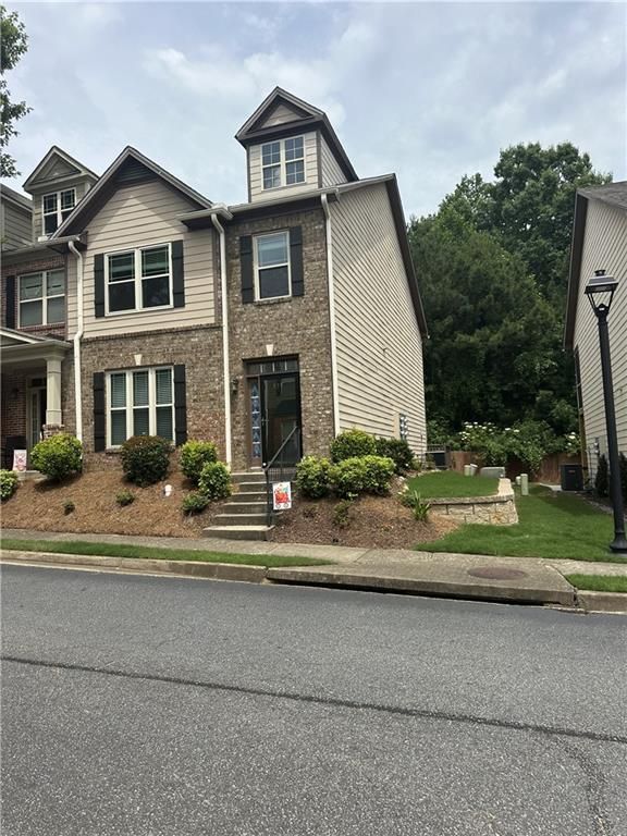 535 Ridge View Crossing, Woodstock, GA 30188