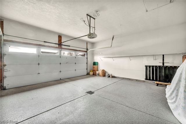 4171 Sterling Station Drive, Brunswick, OH 44212