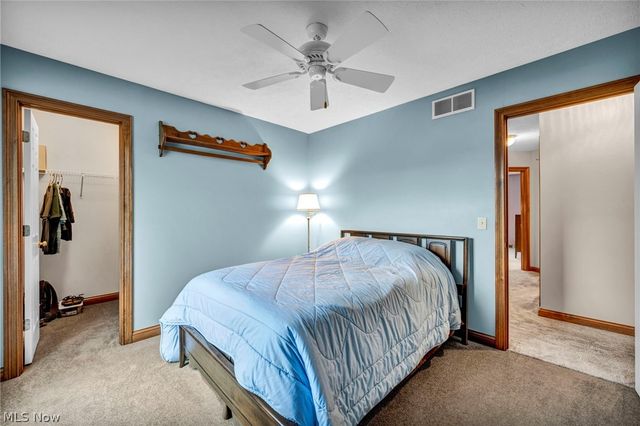 4171 Sterling Station Drive, Brunswick, OH 44212