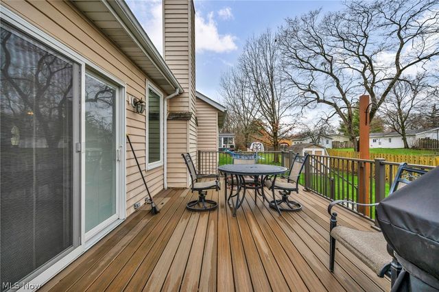 4171 Sterling Station Drive, Brunswick, OH 44212