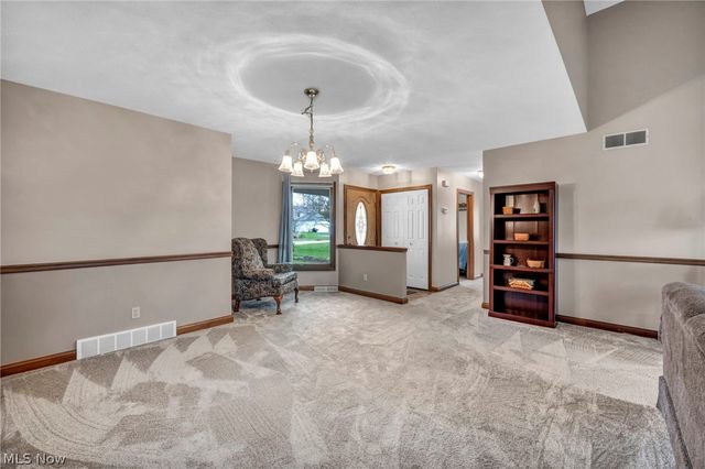 4171 Sterling Station Drive, Brunswick, OH 44212