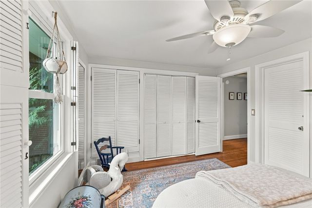 21 Lawnacre Drive, Cranston, RI 02920