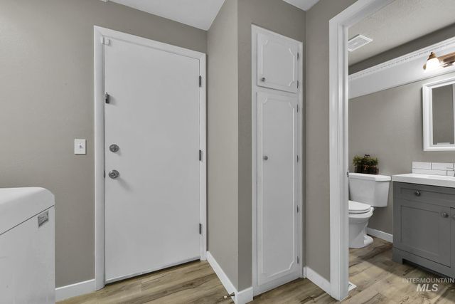 8907 W Stynbrook Dr, Boise, ID 83704