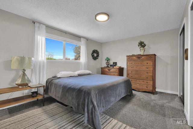 8907 W Stynbrook Dr, Boise, ID 83704