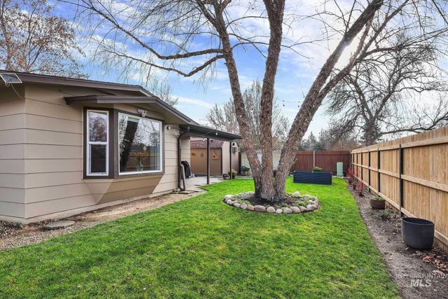 8907 W Stynbrook Dr, Boise, ID 83704