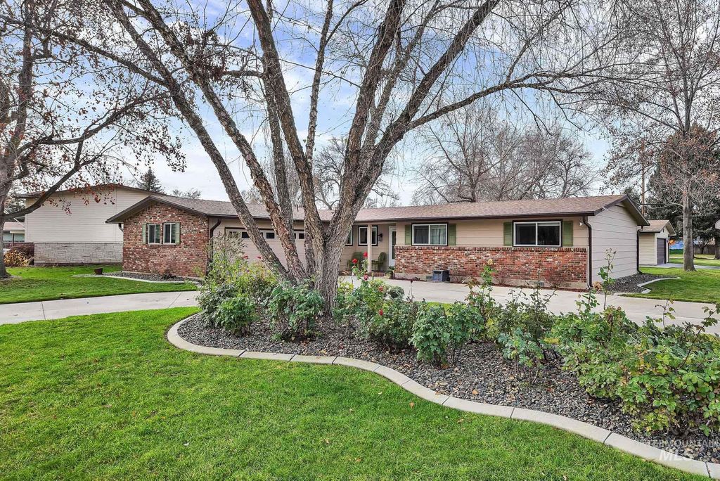 8907 W Stynbrook Dr, Boise, ID 83704