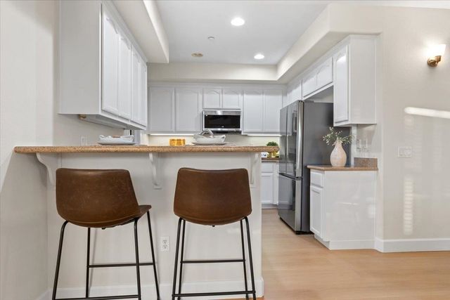 3251 Monaghan St, Dublin, CA 94568