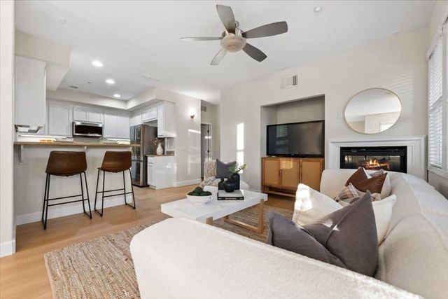 3251 Monaghan St, Dublin, CA 94568