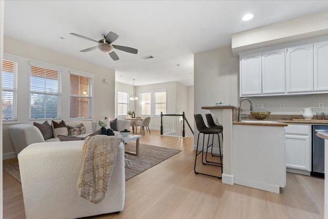 3251 Monaghan St, Dublin, CA 94568