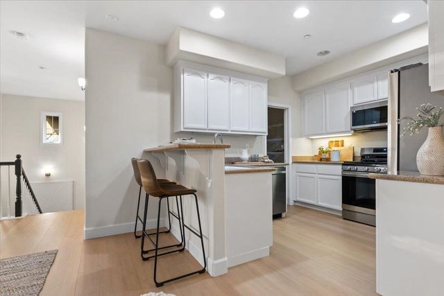 3251 Monaghan St, Dublin, CA 94568