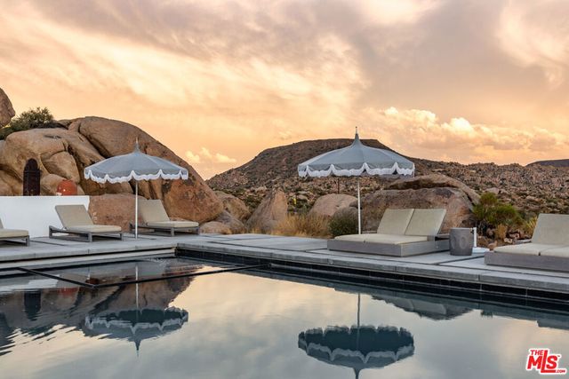 53252 Pipes Canyon Road, Pioneertown, CA 92268