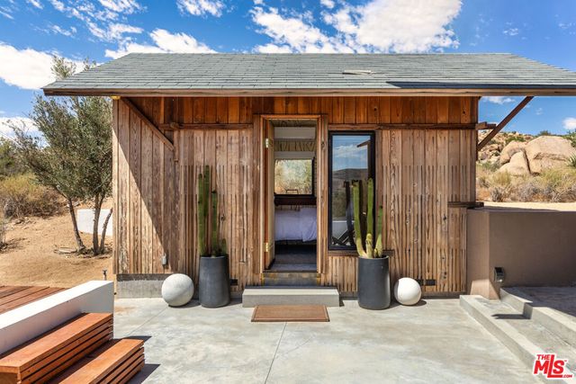 53252 Pipes Canyon Road, Pioneertown, CA 92268