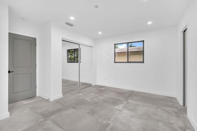 2460 SW 58th Manor 1-2, Dania Beach, FL 33312