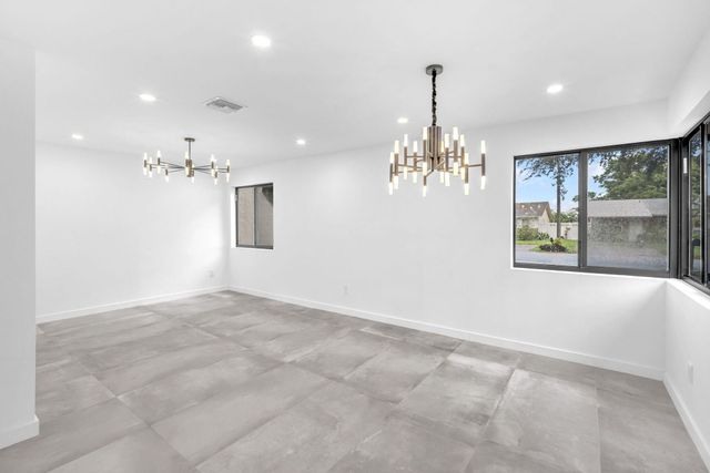 2460 SW 58th Manor 1-2, Dania Beach, FL 33312