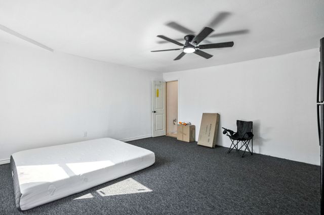 3228 Emmett Street, Dallas, TX 75211