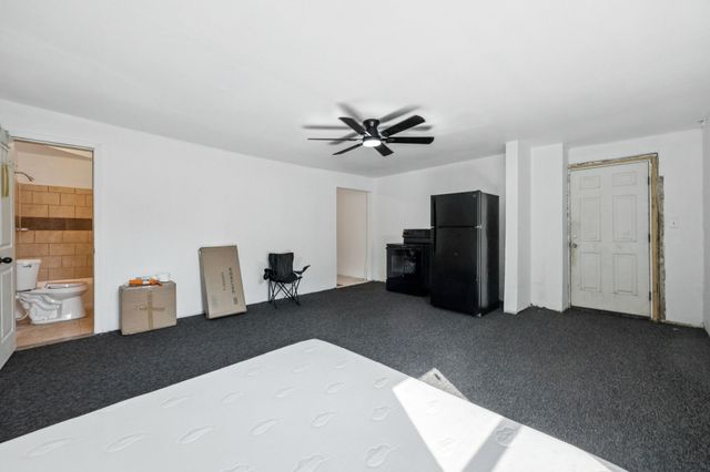 3228 Emmett Street, Dallas, TX 75211