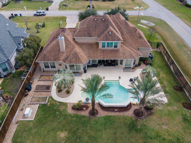 25603 Windy Isle Court, Spring, TX 77389