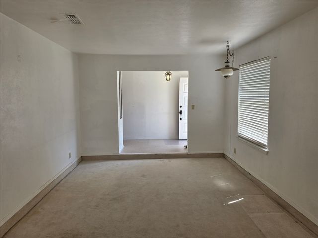 1611 Park Ridge Terrace, Arlington, TX 76012