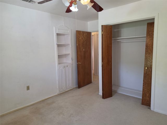 1611 Park Ridge Terrace, Arlington, TX 76012