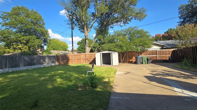 1611 Park Ridge Terrace, Arlington, TX 76012