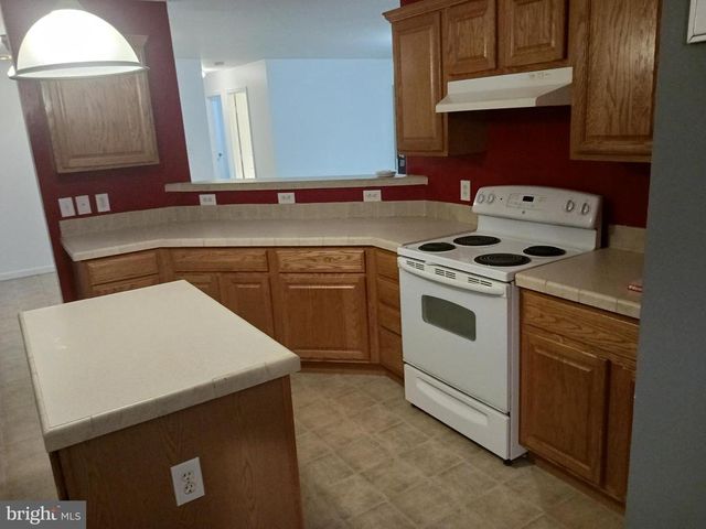 2004 TWYMANS MILL RD, Madison, VA 22727