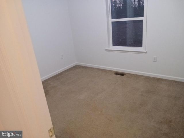 2004 TWYMANS MILL RD, Madison, VA 22727