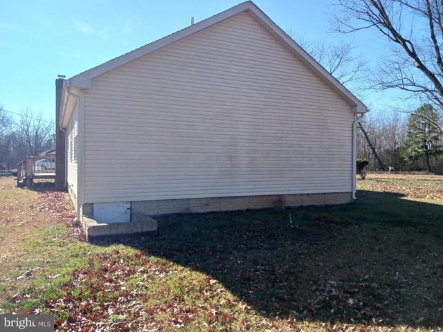 2004 TWYMANS MILL RD, Madison, VA 22727