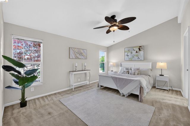 108 Palm Dr, Union City, CA 94587