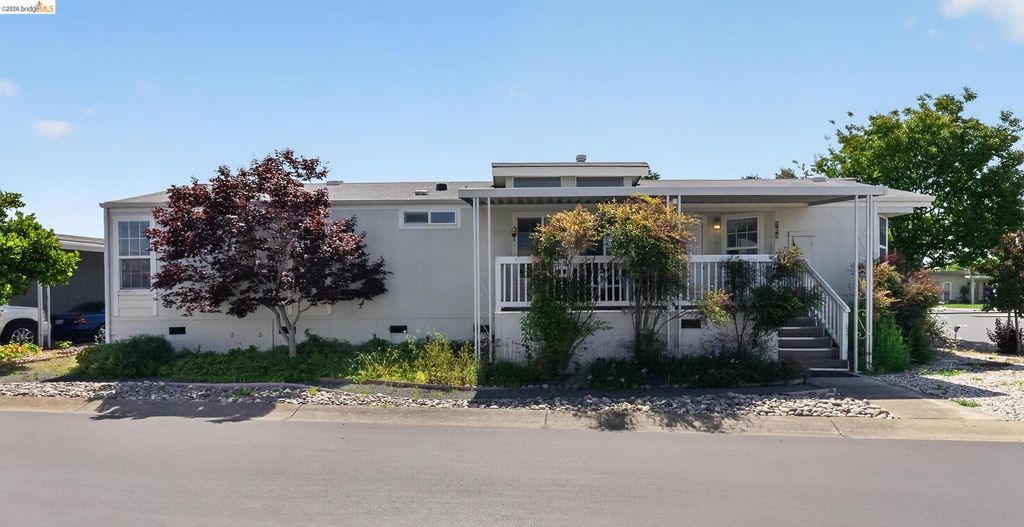 108 Palm Dr, Union City, CA 94587