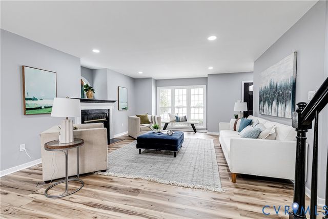 7112 Harbourside Ct, Midlothian, VA 23112