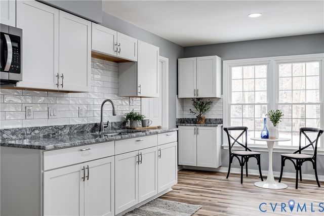 7112 Harbourside Ct, Midlothian, VA 23112