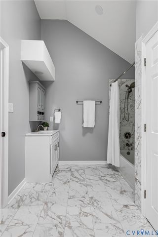 7112 Harbourside Ct, Midlothian, VA 23112