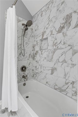 7112 Harbourside Ct, Midlothian, VA 23112