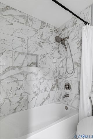 7112 Harbourside Ct, Midlothian, VA 23112