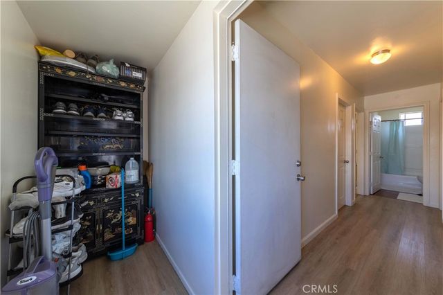 236 N Catalina Street, Los Angeles, CA 90004