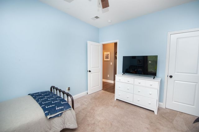 831 Orchard Valley Lane, Boiling Springs, SC 29316