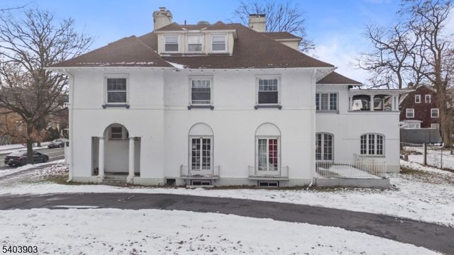 198 Ballantine Pkwy, Newark City, NJ 07104