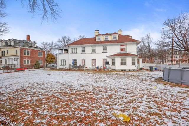 198 Ballantine Pkwy, Newark City, NJ 07104